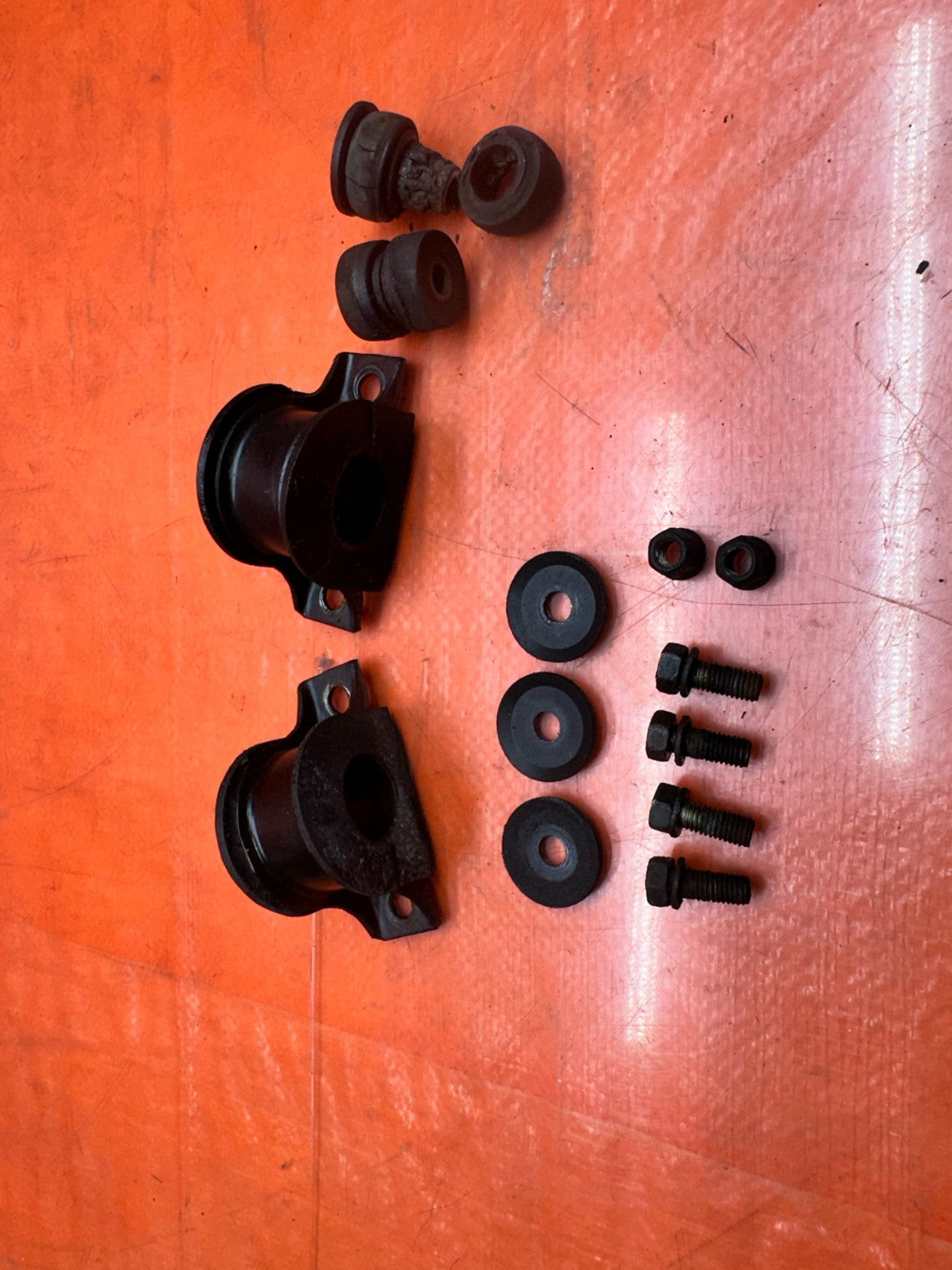 97 01 HONDA PRELUDE 2.2L FRONT SWAY BAR MOUNT BRACKETS & HARDWARE SET OEM #3354