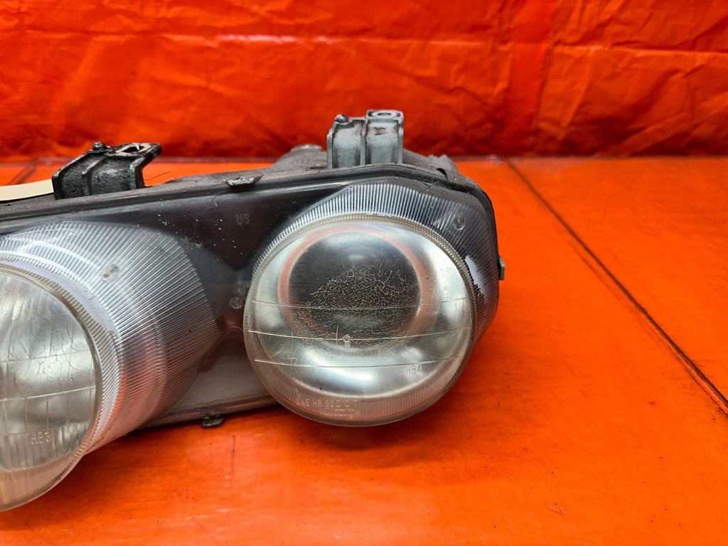 94-01 ACURA INTEGRA 4D SEDAN FRONT LEFT DRIVER HEADLIGHT LAMP ASSEMBLY #3405