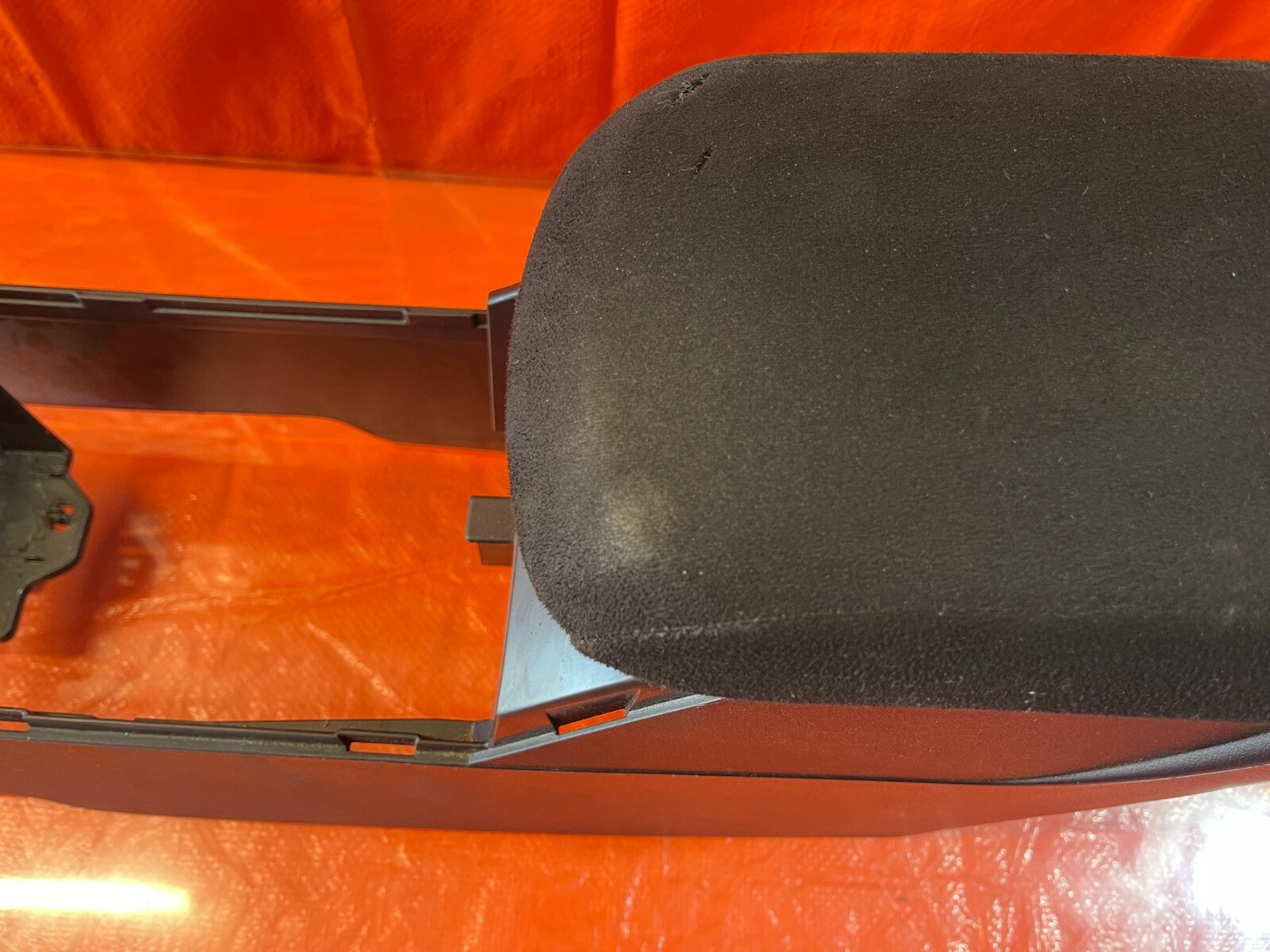 08 15 LANCER EVOLUTION X 10   ARM REST CENTER CONSOLE   SUEDE   OEM FACTORY #785