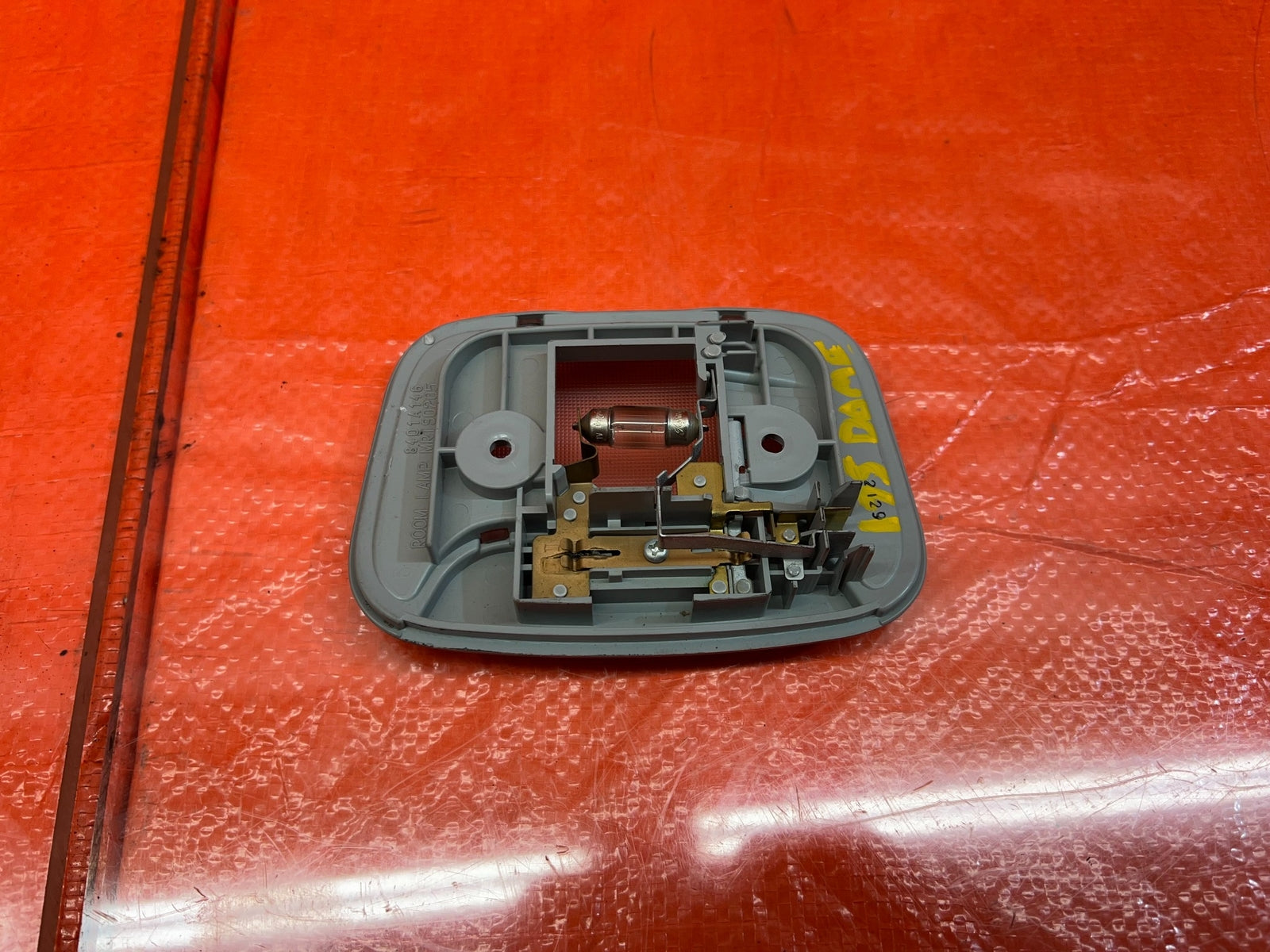 08 15 LANCER EVOLUTION X EVO 10   REAR DOME LIGHT   NON SUNROOF MODEL   OEM #1756