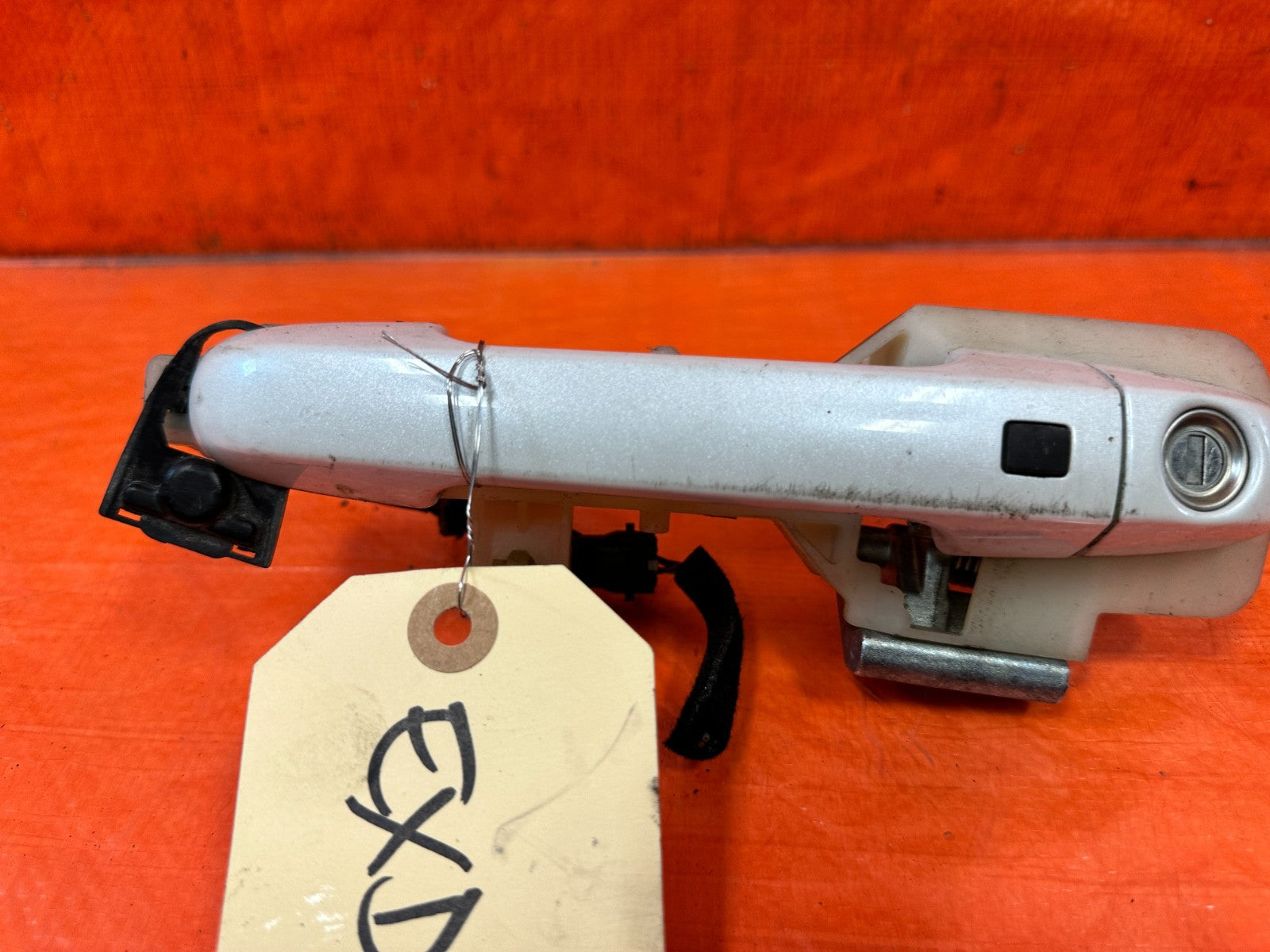 14 16 HYUNDAI GENESIS COUPE   LEFT EXTERIOR DOOR HANDLE   W/ SMART KEY   OEM 3263