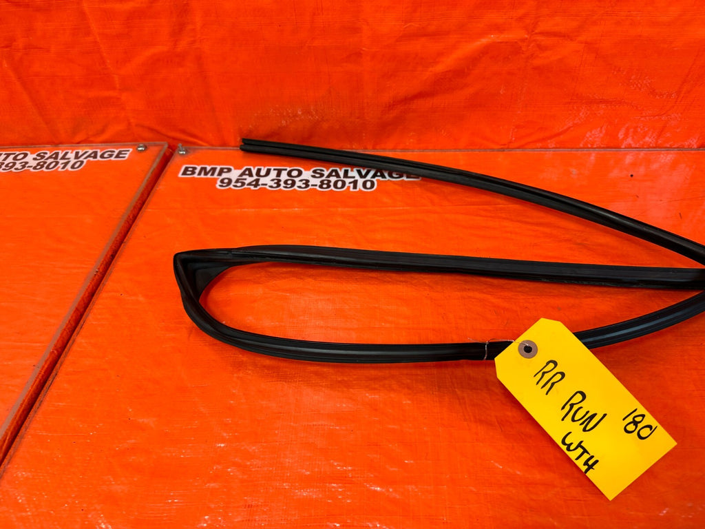 15 21 SUBARU WRX & STI PASSENGER RIGHT REAR WINDOW GLASS RUN CHANNEL   OEM #1808