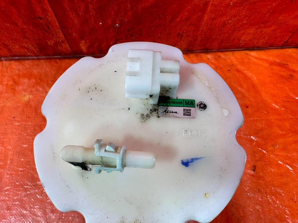14 15 INFINITI Q50 3.7L   GASOLINE GAS FUEL PUMP SENDING UNIT W/ HOUSING OEM 3133