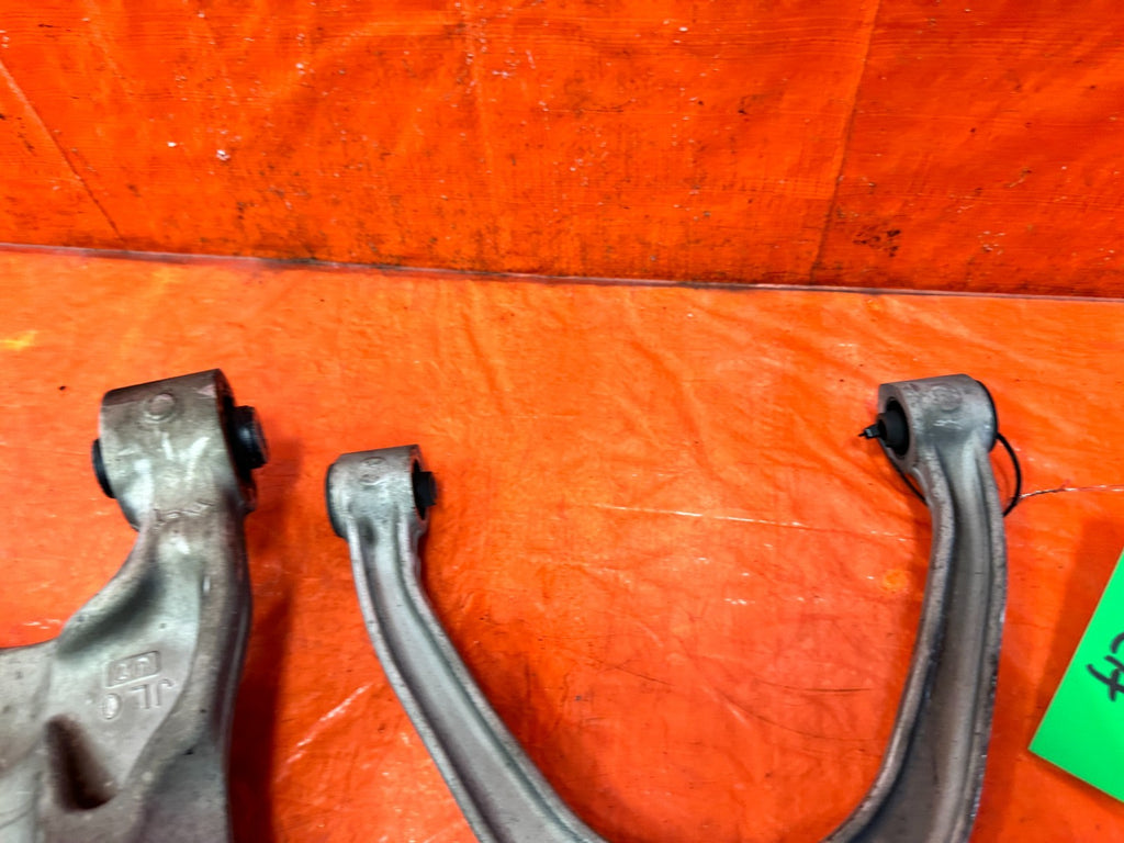 08 15 INFINITI G37 COUPE   DRIVER LEFT  FRONT UPPER & LOWER CONTROL ARM 31111