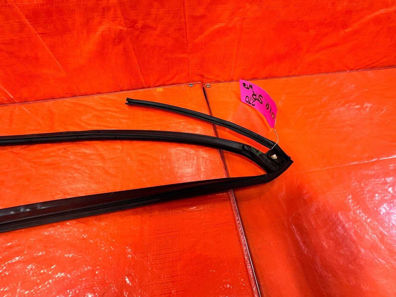 06 11 CIVIC 4D SEDAN DRIVER LEFT REAR DOOR WEATHER STRIP TRIM SEAL GASKET #27013