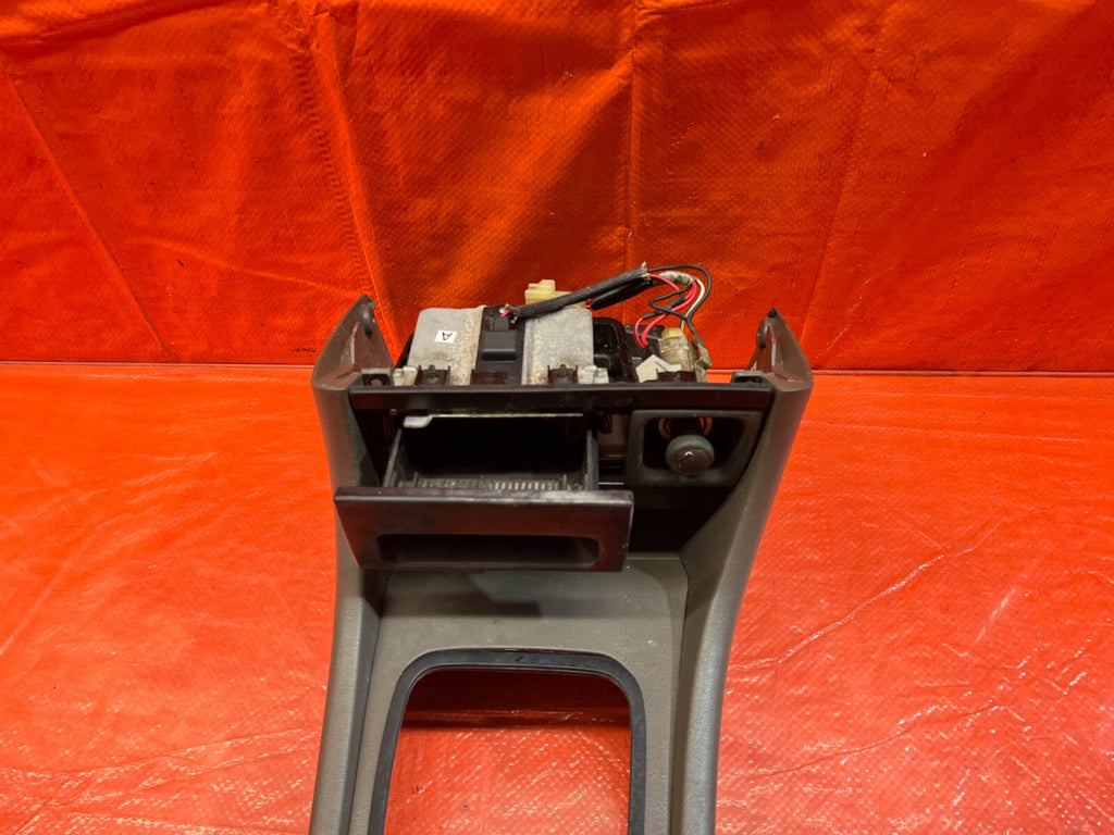 94 01 ACURA INTEGRA   AUTOMATIC SHIFTER CENTER CONSOLE TRIM BEZEL   OEM #1629