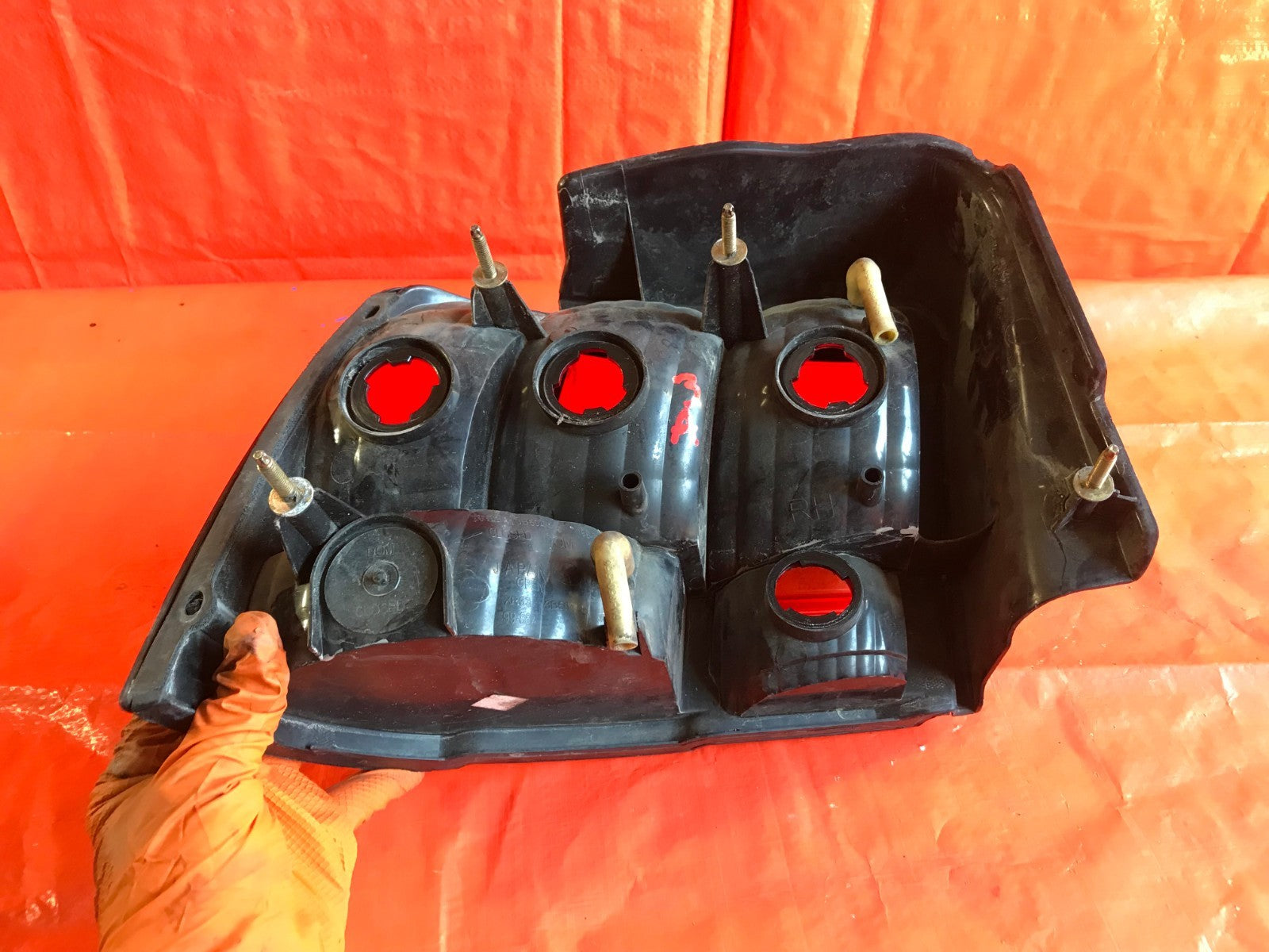 OEM 2003 03 FORD MUSTANG PASSENGER RIGHT TAIL LIGHT LAMP R RH7