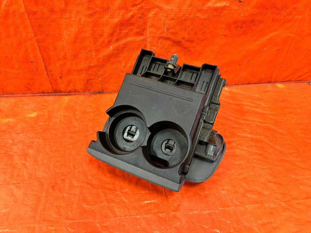 97 98 HONDA CR V CRV   DASHBOARD MOUNTED CENTER CONSOLE CUP HOLDER   OEM #3012