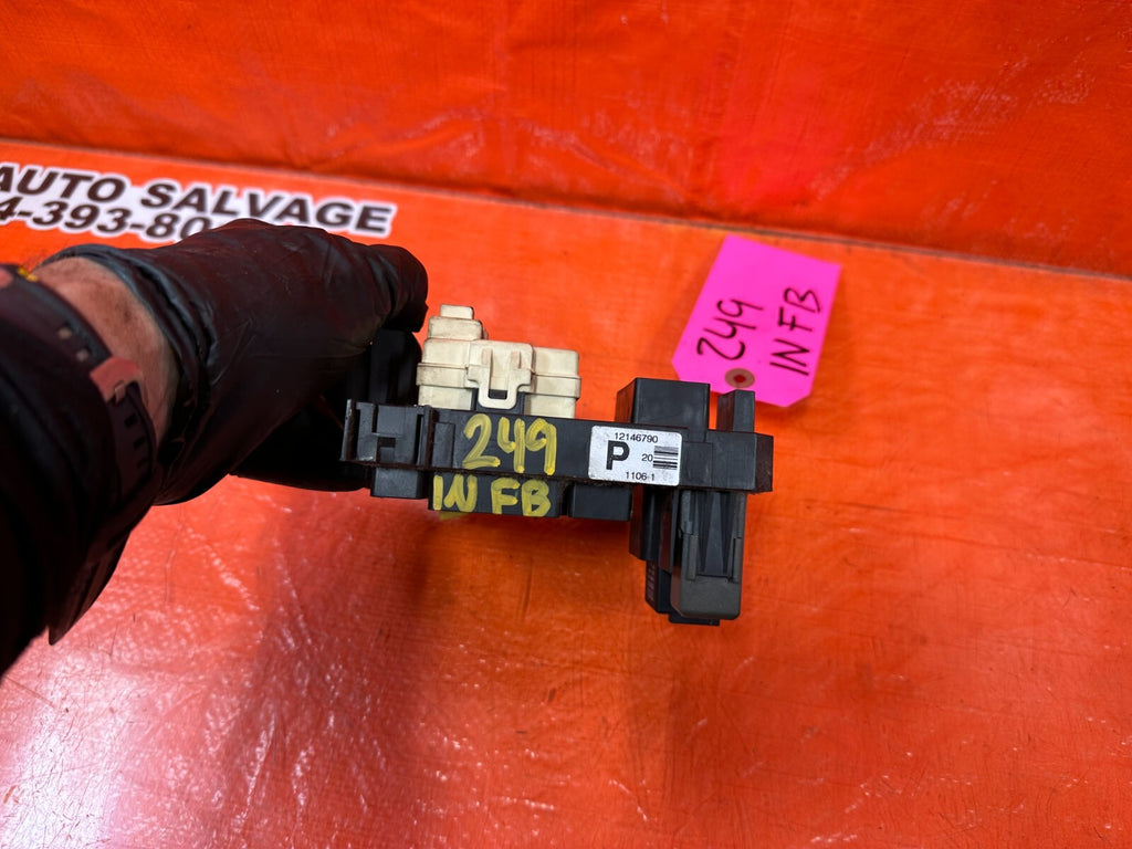 1996 96 TOYOTA TACOMA   2RZ FE 2.4L   INTERIOR CABIN UNDER DASH FUSE BOX PANEL  7