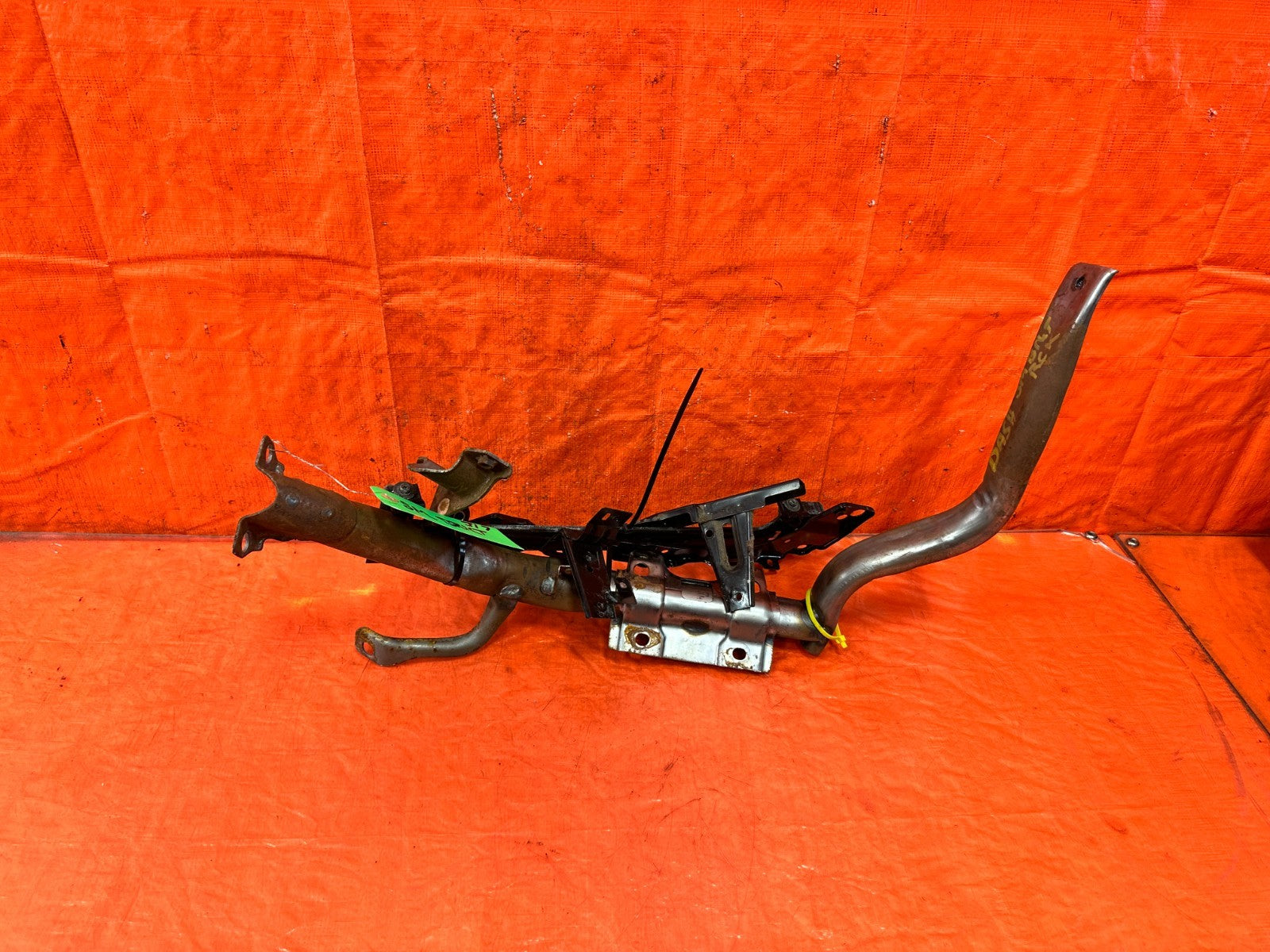 90 91 HONDA CIVIC HATCHBACK   ALL DASHBOARD MOUNTING BRACKETS   OEM 3173