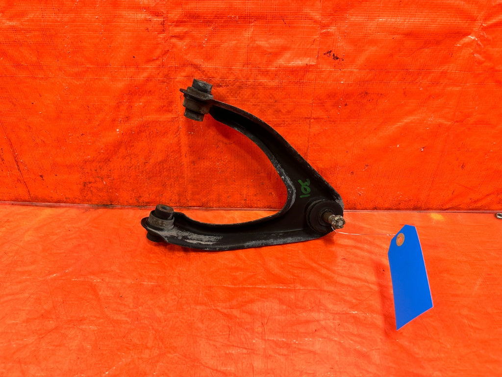 97 01 HONDA CR V CRV   PASSENGER RIGHT FRONT UPPER CONTROL ARM   OEM #3014