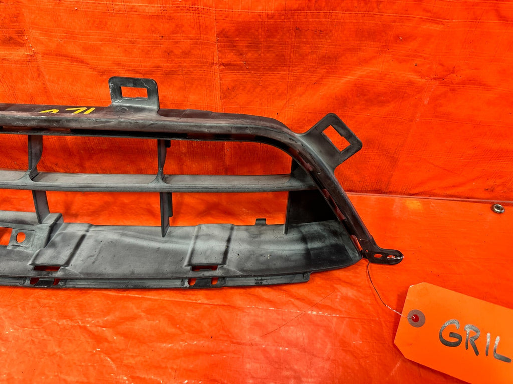 92 96 LEXUS SC300   FRONT BUMPER GRILLE INSERT   OEM FACTORY #2767