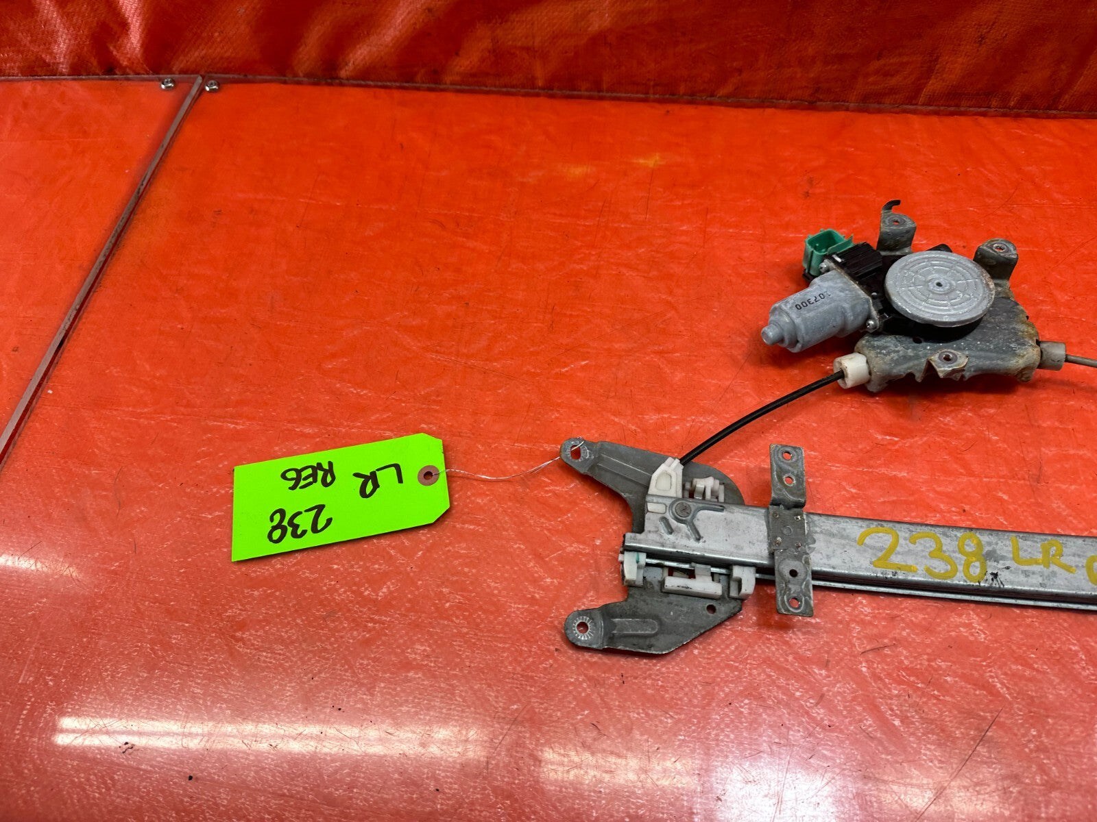 09 13 INFINITI  G37 SEDAN   DRIVER LEFT REAR   WINDOW REGULATOR W/ MOTOR OEM 2385