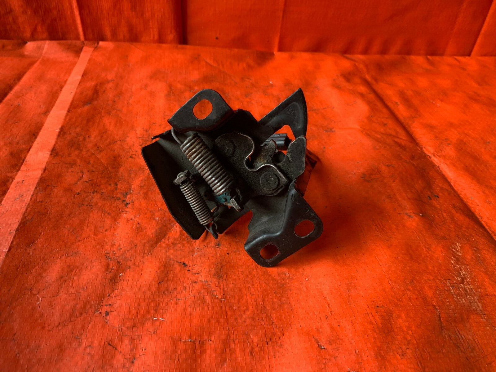 OEM 2008 HONDA CIVIC SI SEDAN   HOOD LATCH LOCKING MECHANISM6
