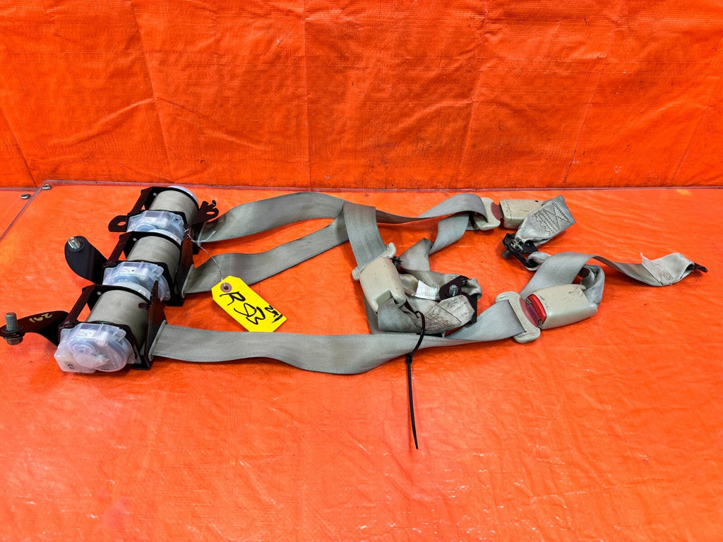 04 08 ACURA TSX   REAR SEAT BELT SET   LEFT & RIGHT SEAT BELTS   TAN   OEM #2910