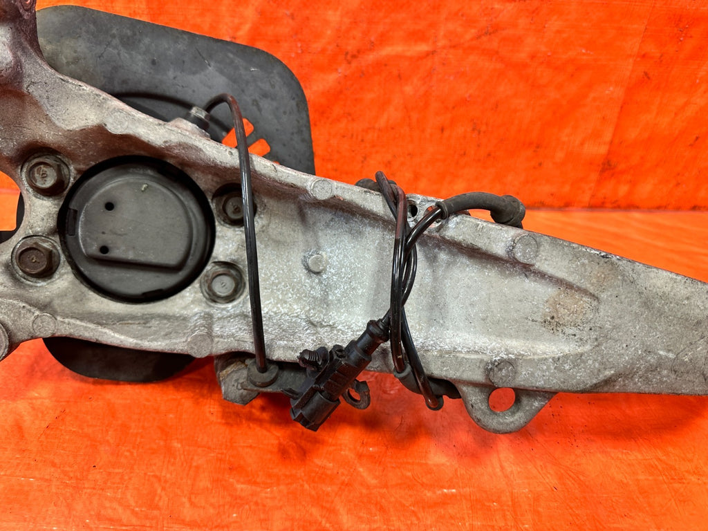 08 12 INFINITI G37 SPORT   DRIVER LEFT FRONT SPINDLE KNUCKLE HUB   OEM #3288