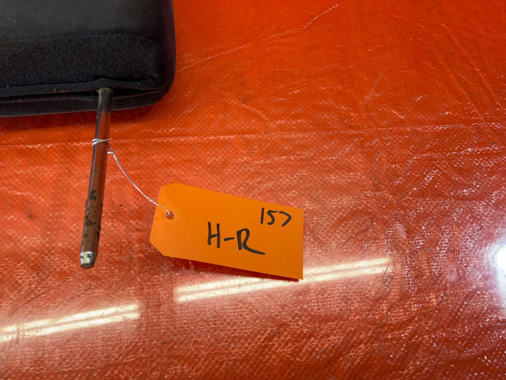90 91 HONDA CRX   FRONT SEAT HEAD REST   LEFT OR RIGHT   OEM FACTORY #1577