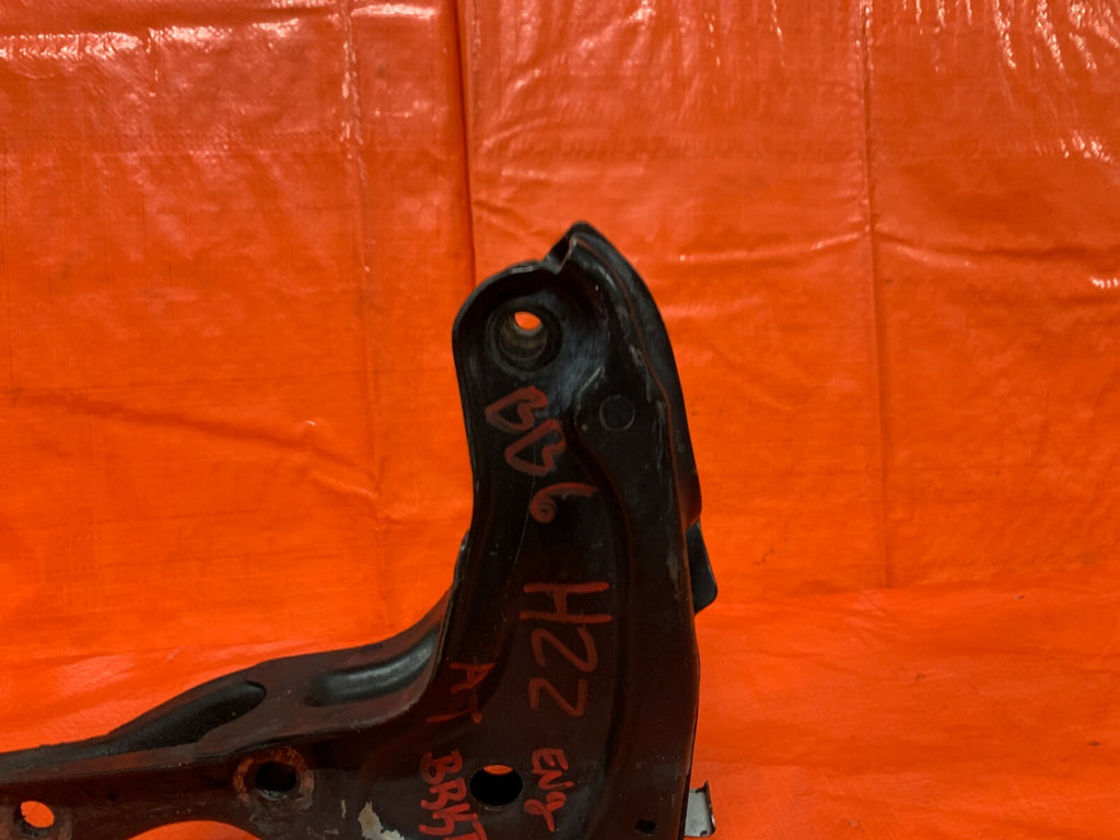 97 01 HONDA PRELUDE BASE   AUTOMATIC TRANSMISSION BRACKET AUTO AT A/T OEM OE1