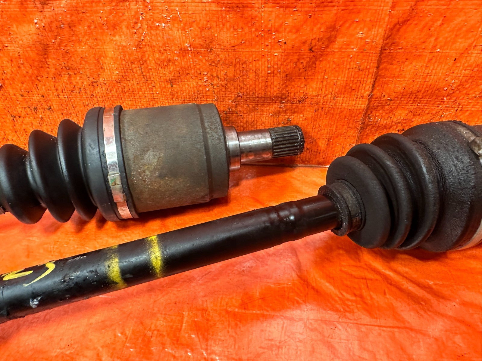 97 01 HONDA PRELUDE   H22 5 SPEED MANUAL TRANSMISSION AXLES LEFT RIGHT OEM 3239