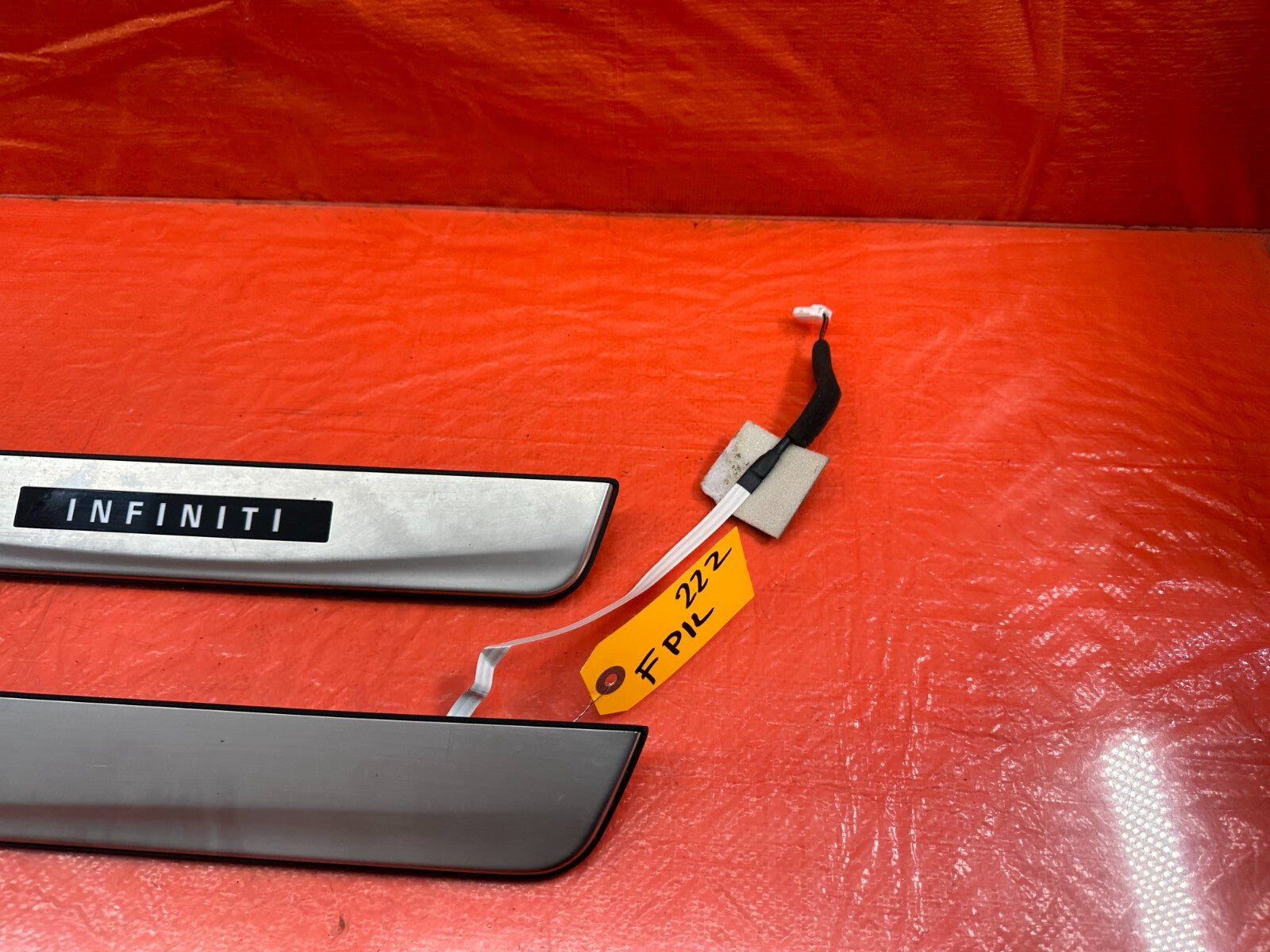 16 20 INFINITI Q50   ILLUMINATING FLOOR PILLAR SCUFF PLATE SET   OEM FACTORY 2222