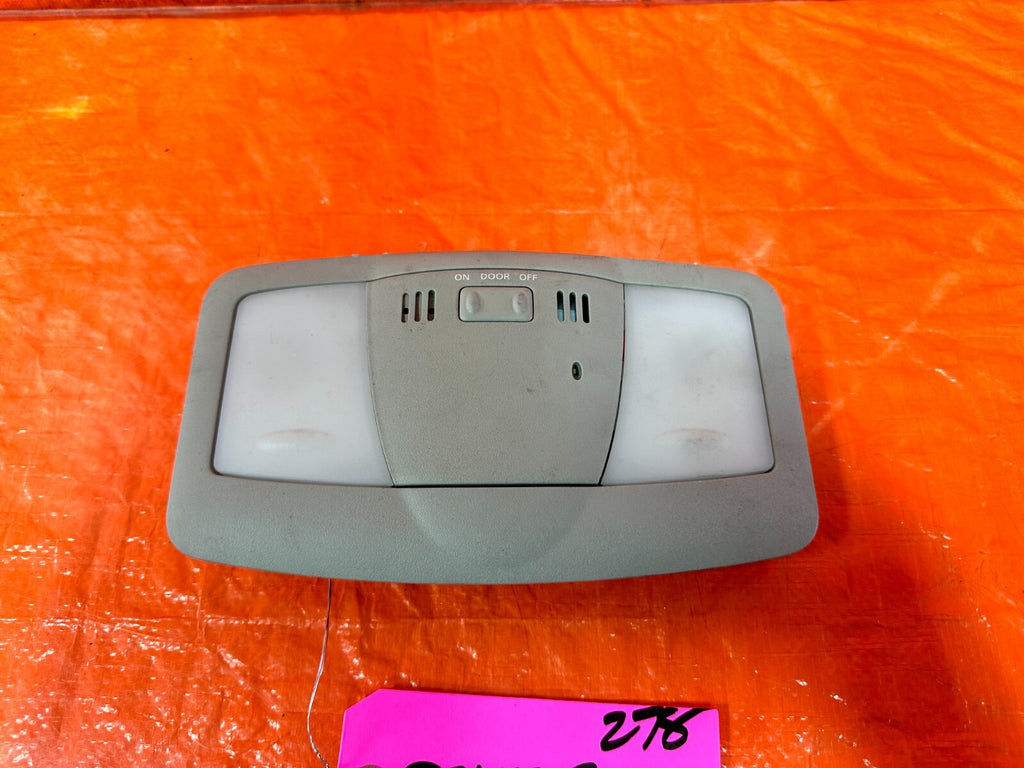09 15 INFINITI G37 CONVERTIBLE   FRONT   DOME MAP READING LIGHT LAMP   OEM #2781