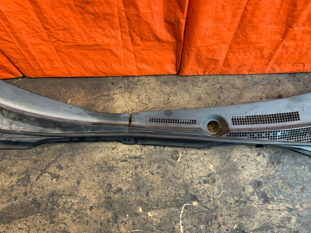 OEM 2003 03 ACURA RSX TYPE S   WINDSHIELD WIPER COWL BEZEL PLASTIC TRIM5