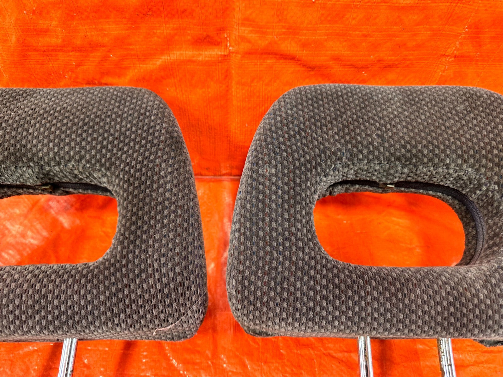 94 01 ACURA INTEGRA   RS MODEL   FRONT SEAT HEAD REST   LEFT & RIGHT   OEM #2816
