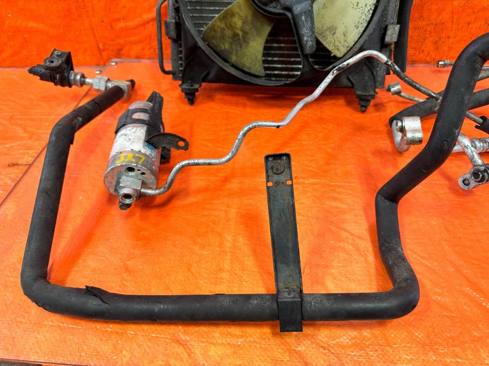 92 95 HONDA CIVIC   AIR CONDITIONING AC LINE SET   LINES HOSES PIPES   OEM 3279