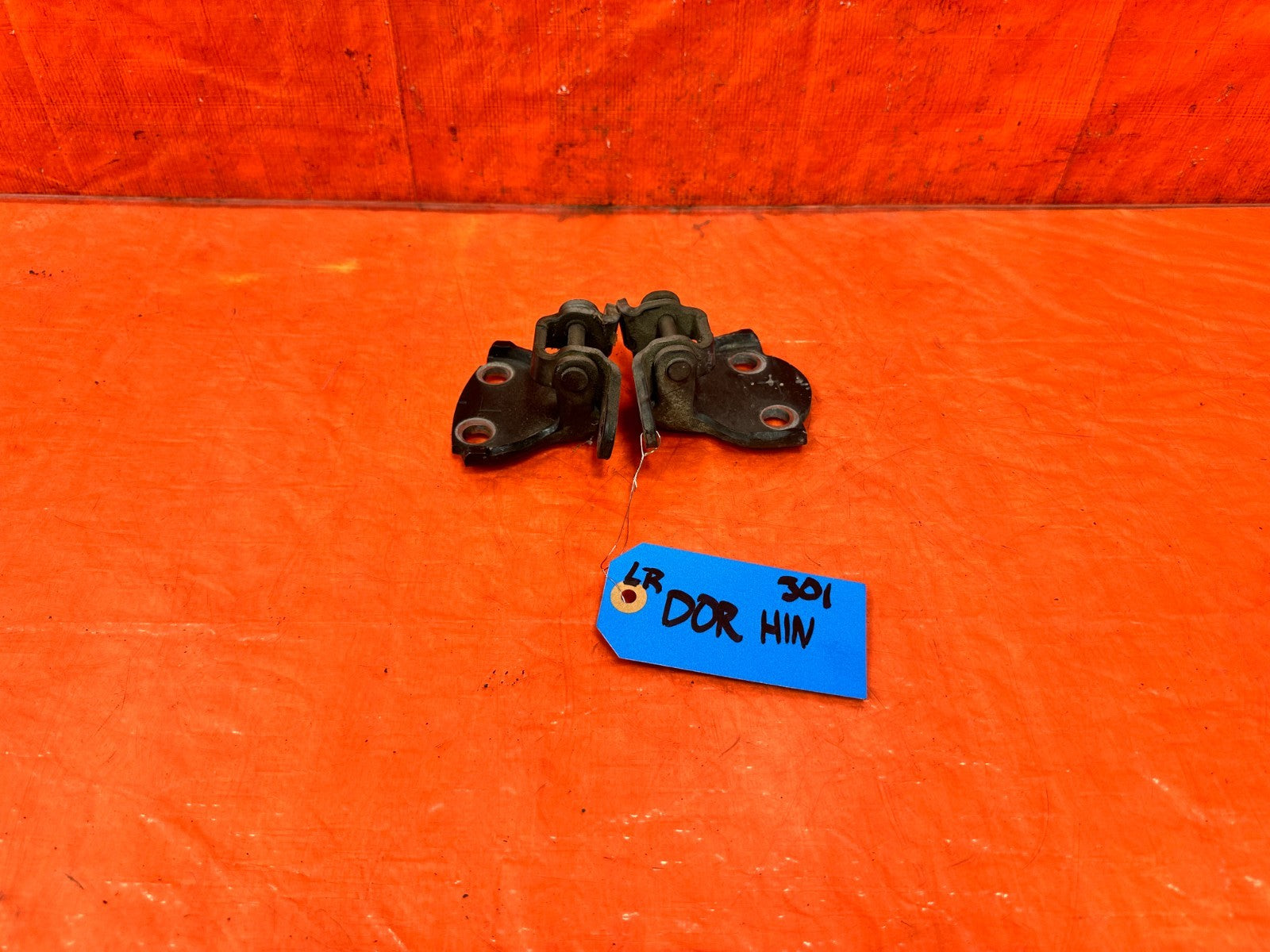 92 00 HONDA CIVIC SEDAN   DRIVER LEFT REAR   DOOR HINGE SET UPPER LOWER OEM #3010
