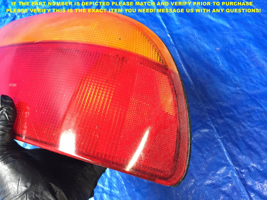 OEM 1995 1996 95 96 CHRYSLER SEBRING PASSENGER RIGHT TAIL LIGHT 6B4