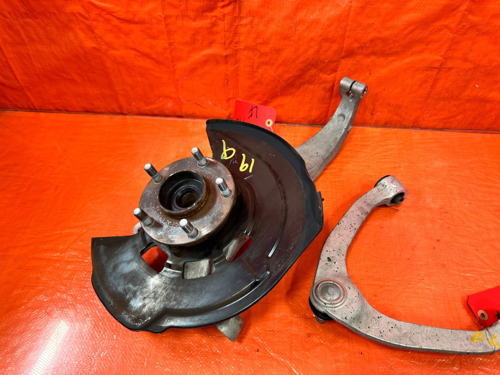14 24 INFINITI Q50   RWD LEFT FRONT SPINDLE KNUCKLE HUB & CONTROL ARM OEM 19Q4