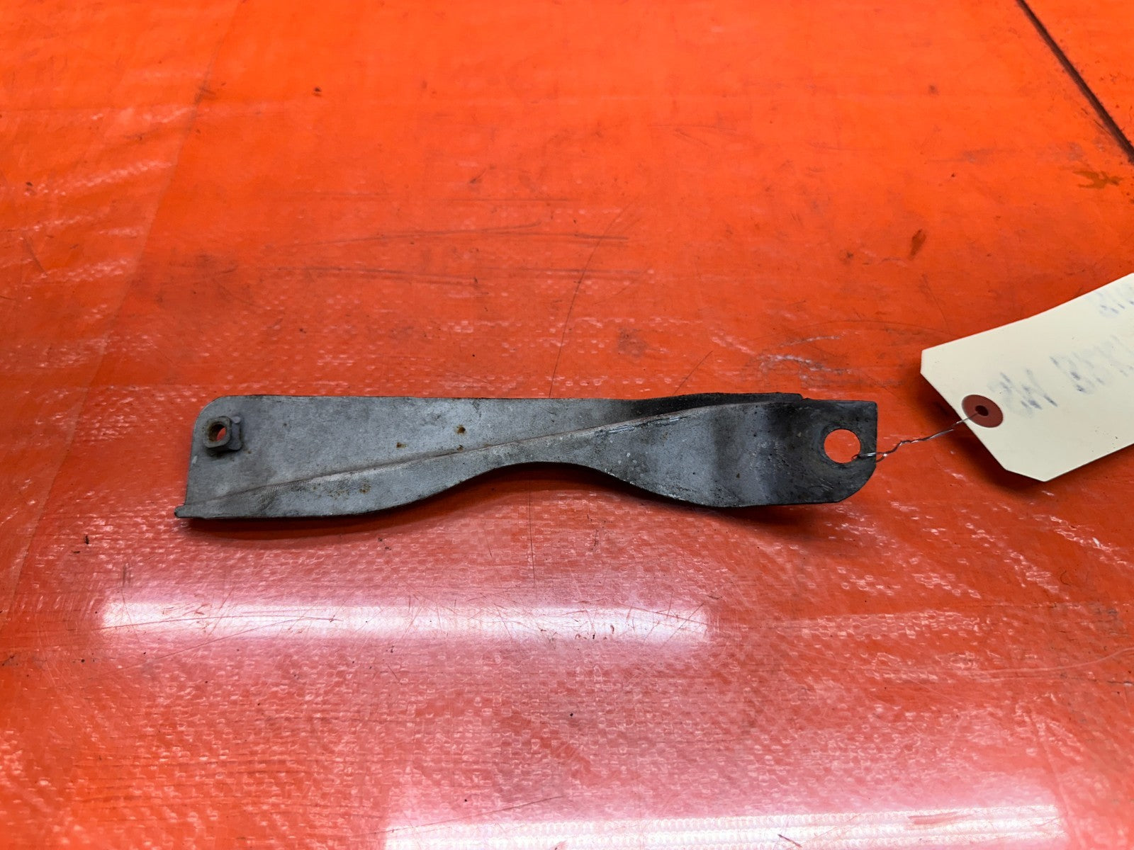 1994 2001 ACURA INTEGRA RH PASSENGER SIDE FENDER SUPPORT BRACKET #3315