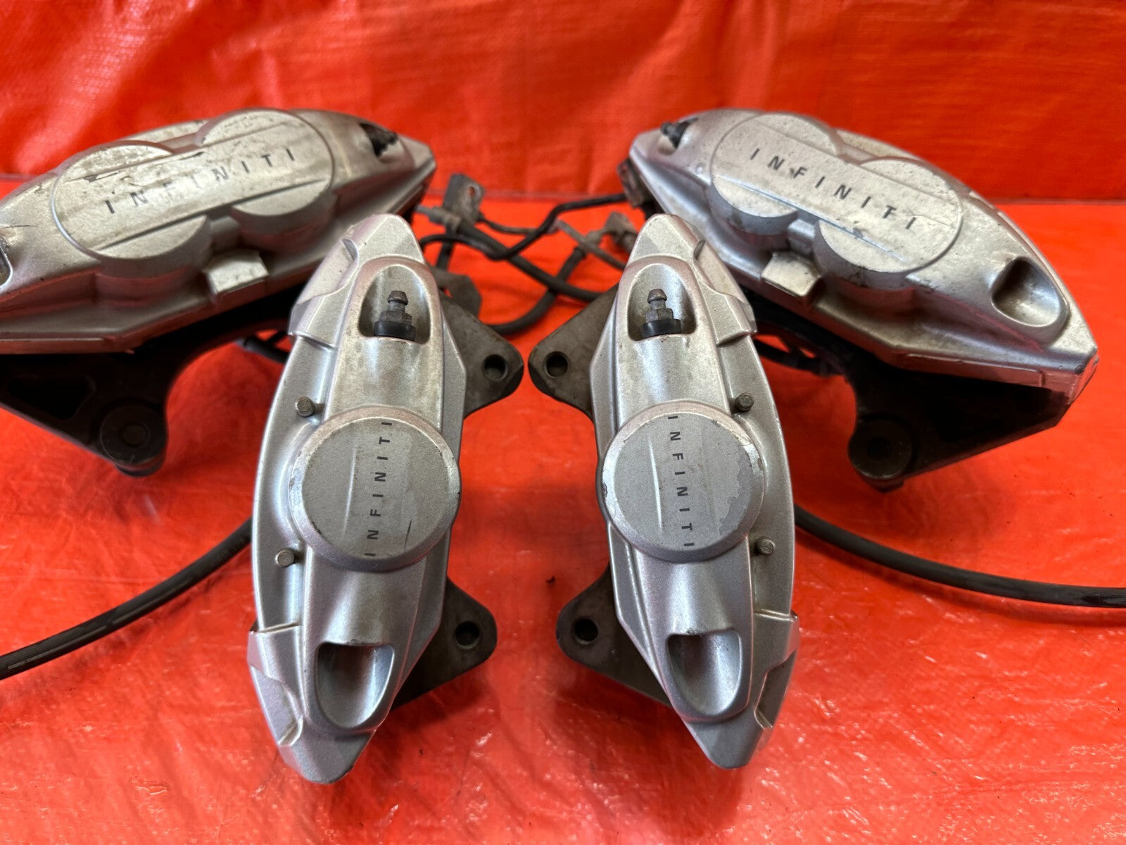 08 15 INFINITI G37 & Q60 SPORT   AKEBONO   BRAKE CALIPERS LEFT & RIGHT   OEM 1888