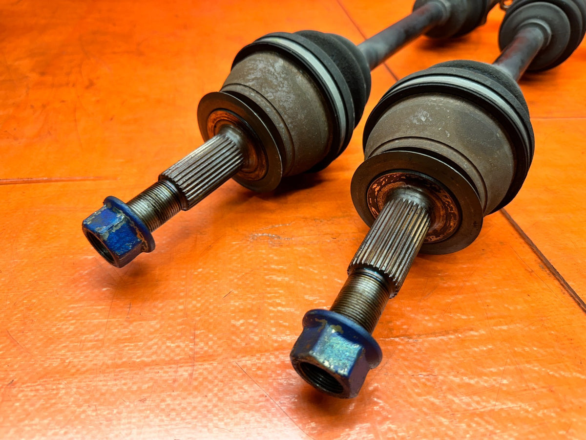 03-08 NISSAN 350Z 3.5L 6 SPEED MANUAL REAR AXLE DRIVE SHAFTS PAIR OEM #3467