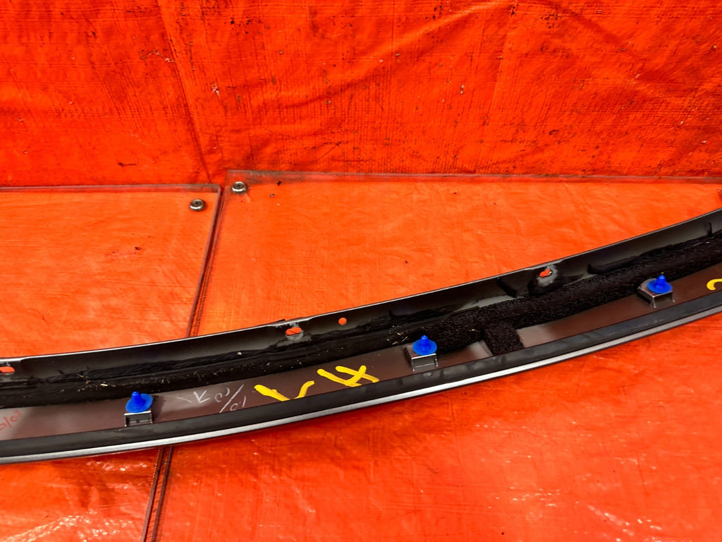 08 15 INFINITI G37 & Q60 COUPE   EXTERIOR A PILLAR MOLDING TRIM   LEFT SIDE OEM15
