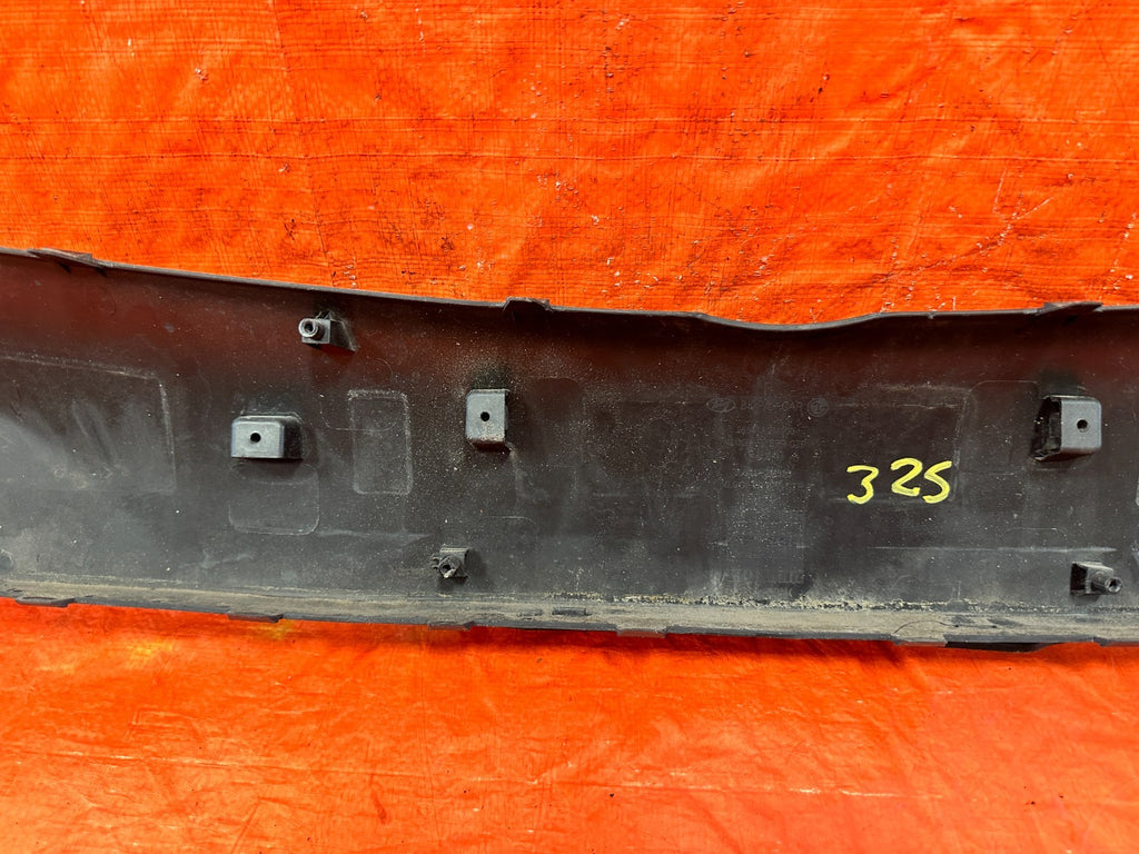 12 14 HYUNDAI GENESIS COUPE BK2 2.0L   FRONT BUMPER COVER INSERT TRIM   OEM 32512