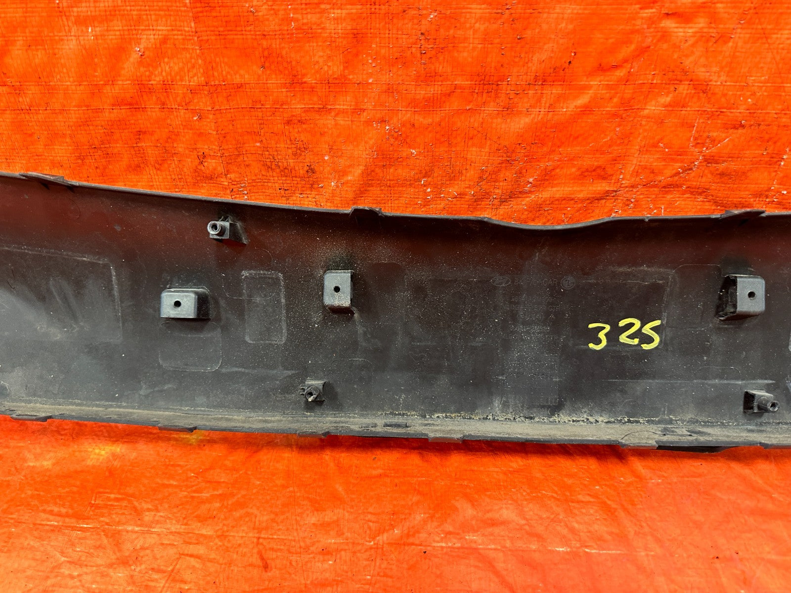 12 14 HYUNDAI GENESIS COUPE BK2 2.0L   FRONT BUMPER COVER INSERT TRIM   OEM 32512