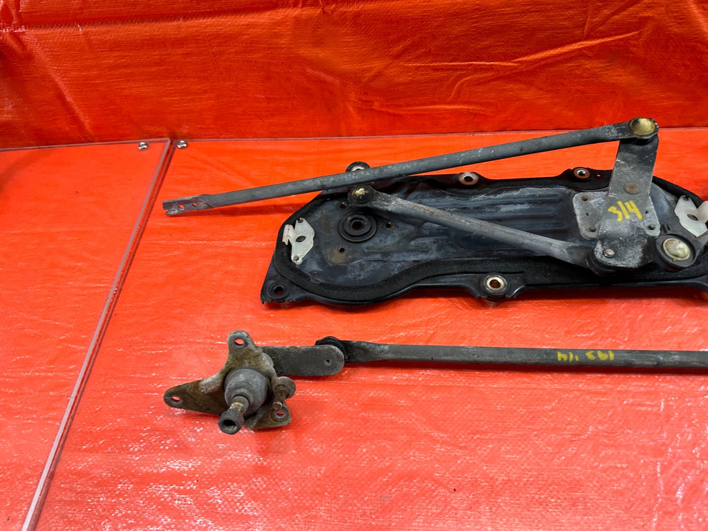 95 97 HONDA ODYSSEY   WINDSHIELD WIPER MOTOR W/ LINKAGE   OEM FACTORY #1936