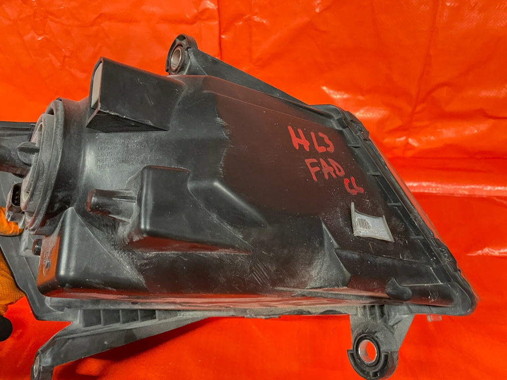 08 10 DODGE GRAND CARAVAN   SE & SXT   DRIVER LEFT HEADLIGHT HEADLAMP OEM OE7