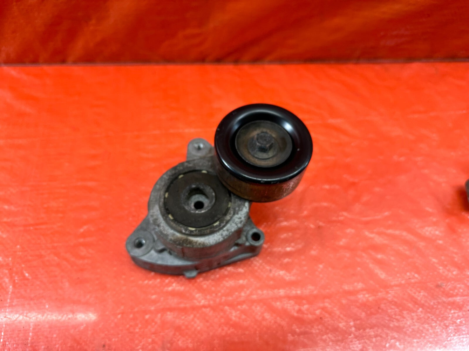 02 05 HONDA CIVIC SI EP3 HATCH   K20A3 ENGINE ACCESSORY BELT TENSIONER   OEM 2160