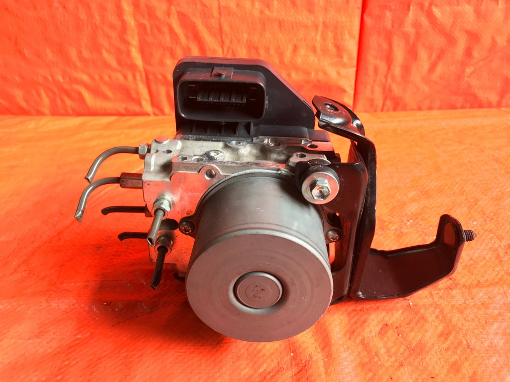 OEM 2014 2015 2016 14 15 LEXUS IS250 IS350 ABS CONTROL PUMP MODULE 89541 53350 2