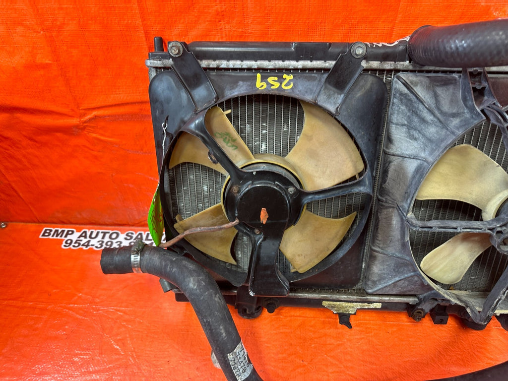 97 98 HONDA PRELUDE BASE   100% COMPLETE RADIATOR SET W/ FANS / HOSES / OEM 2594