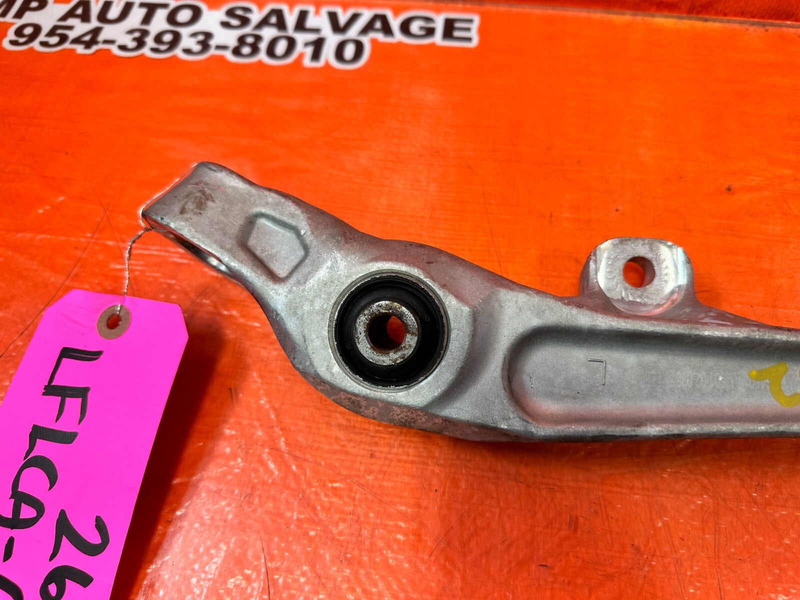 03 05 NISSAN 350Z   DRIVER LEFT FRONT FORWARD LOWER CONTROL ARM   OEM #2626