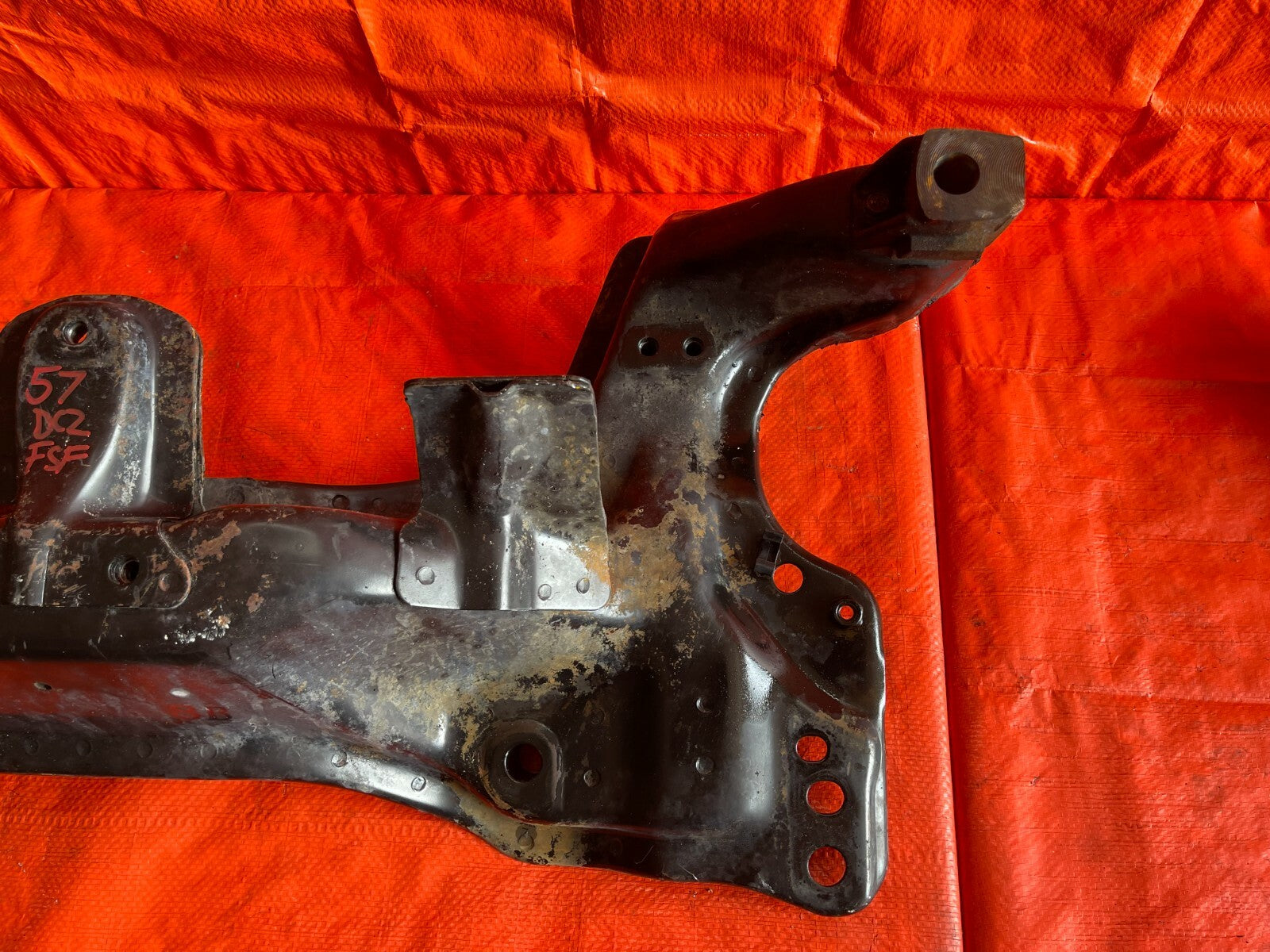 94 01 ACURA INTEGRA   FRONT SUBFRAME CROSSMEMBER ENGINE CRADLE K FRAME OEM #573