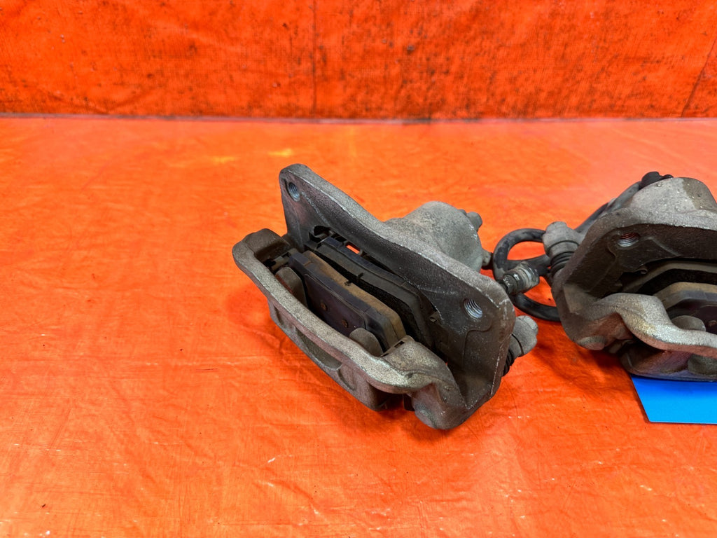 12 14 HYUNDAI GENESIS COUPE BK2 2.0L LEFT AND RIGHT REAR BRAKE CALIPERS OEM 3258