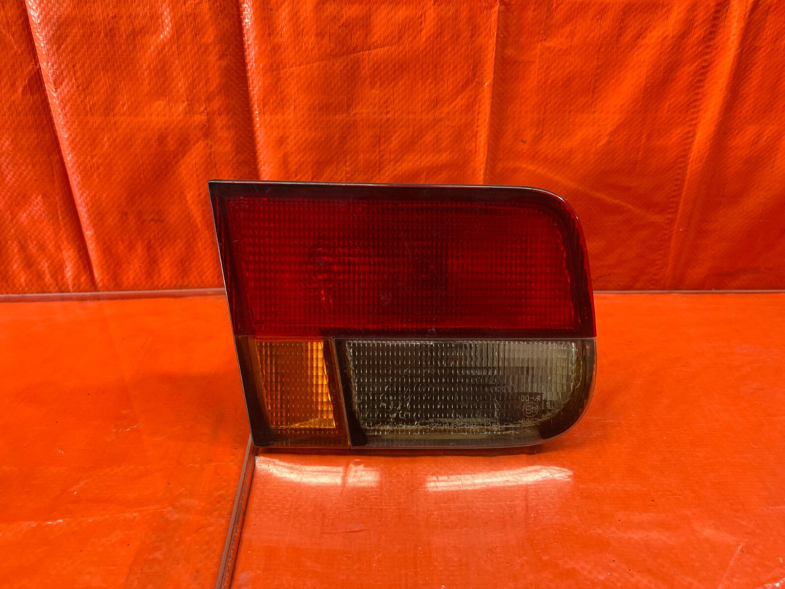 96 98 HONDA CIVIC   COUPE   DRIVER LEFT   INNER TAIL LIGHT LAMP   OEM #1300