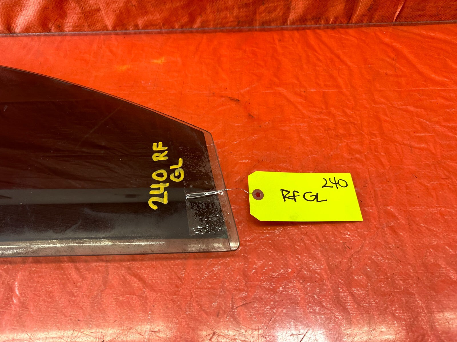 02 06 ACURA RSX   TYPE  S & BASE  PASSENGER RIGHT DOOR GLASS WINDOW   OEM #2401