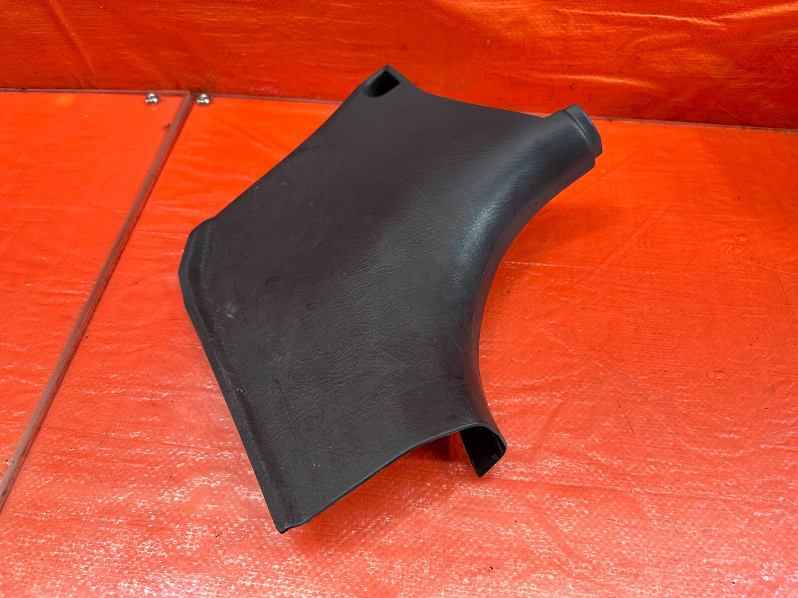 02 03 HONDA CIVIC SI EP3 HATCHBACK   KICK PANEL   PASSENGER RIGHT SIDE   OEM 2160