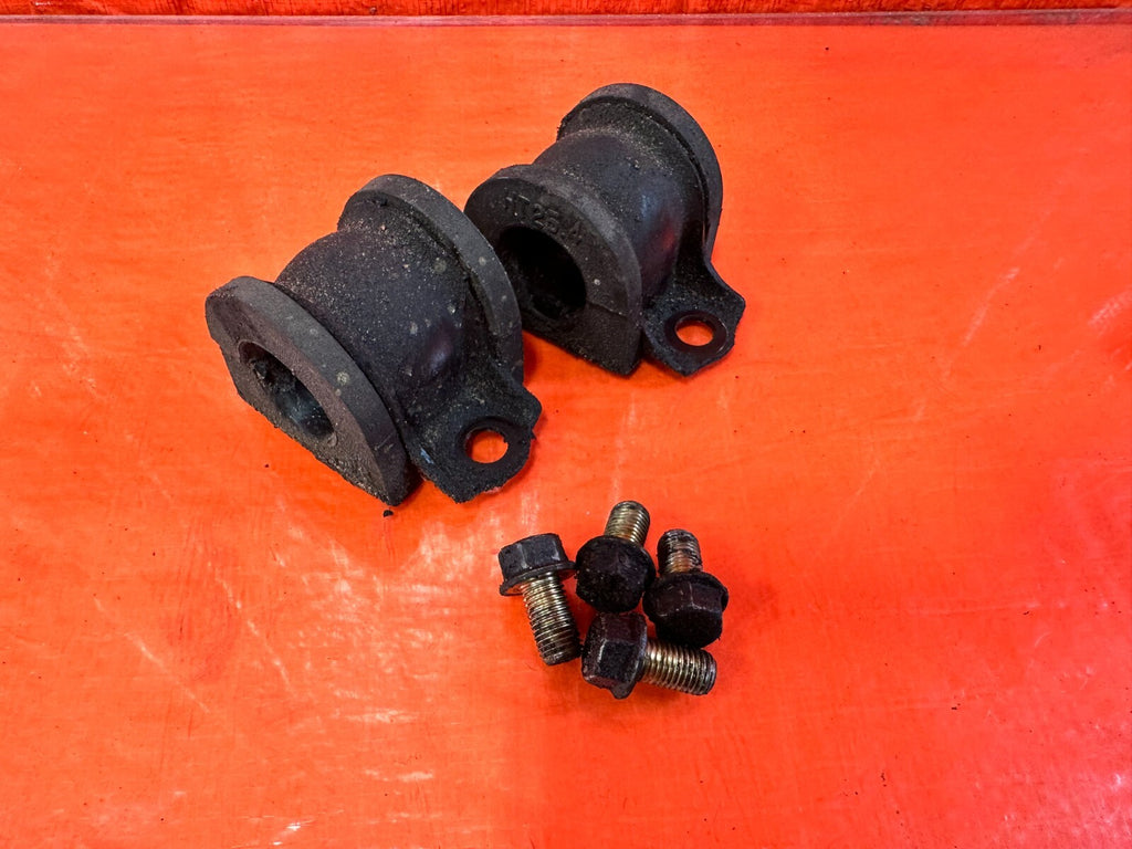 04 08 ACURA TSX   FRONT SWAY BAR BUSHINGS AND BRACKETS   OEM FACTORY #2914