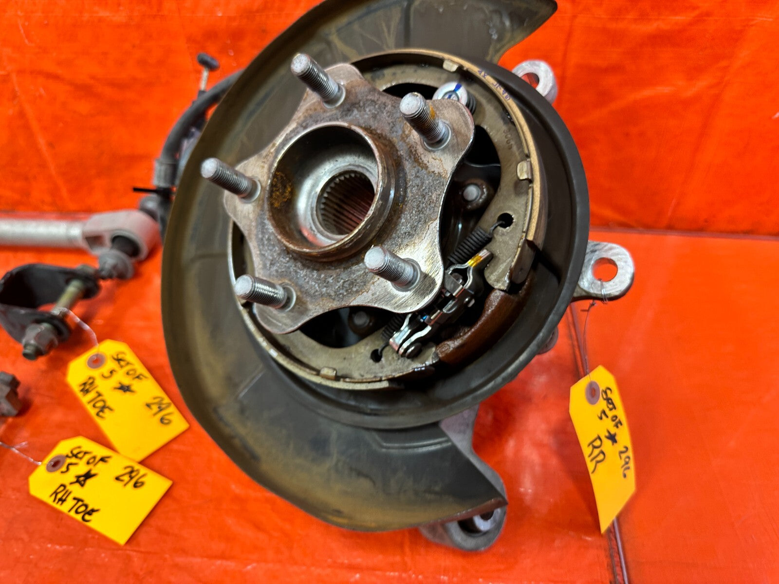 14 20 INFINITI Q50 Q60 LEFT REAR SPINDLE KNUCKLE W/ ALL CONTROL ARMS OEM #2962
